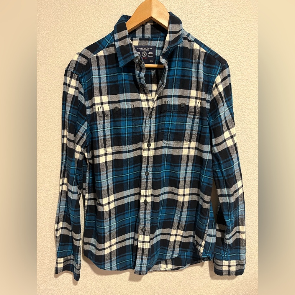American Eagle Flannel 100% Cotton Preppy Fit Button Up Shirt Size Medium